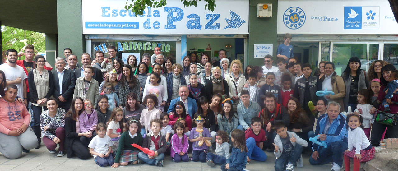 La Escuela de Paz celebra su tercer aniversario